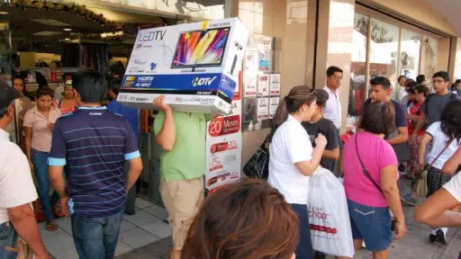 Cambios de regalos y garantía legal: lo que debes saber sobre tus derechos como consumidor