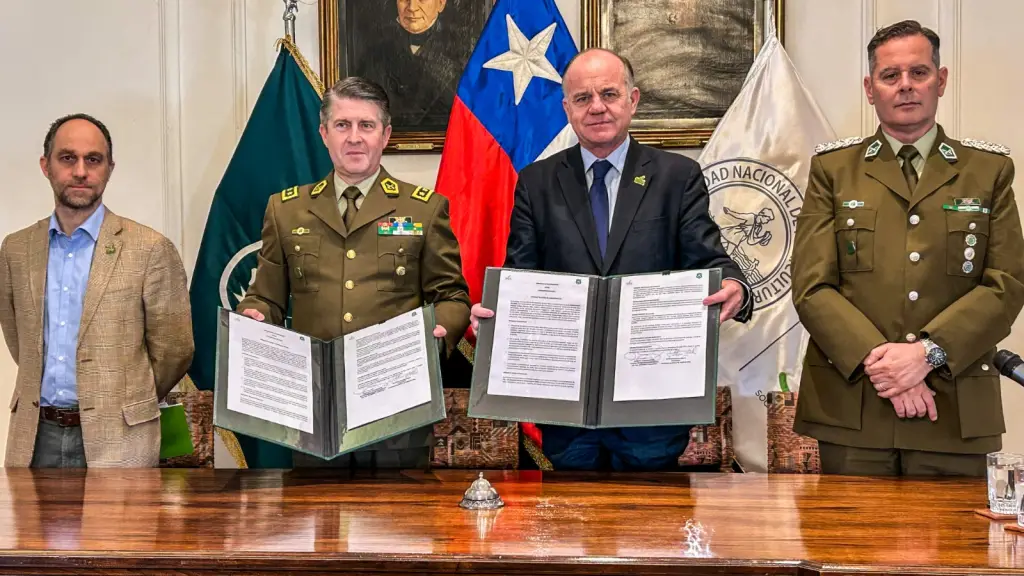 El convenio busca resguardar la integridad física de las personas, proteger sus bienes materiales y garantizar la continuidad de los procesos productivos.