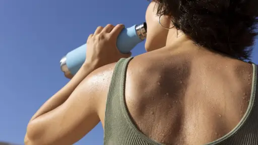 ¿Qué hacer ante un golpe de calor? Expertos entregan la guía para identificar y frenar una emergencia 