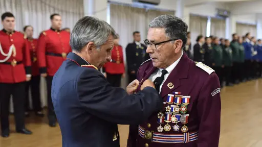 Con llamado a la unidad asume el nuevo directorio de Bomberos en Los Ángeles