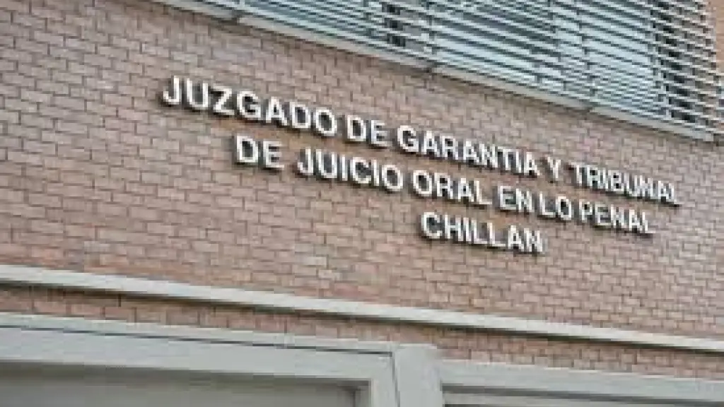 El juicio en su contra se desarrolló en el Tribunal de Juicio Oral en lo Penal de Chillán, Poder Judicial