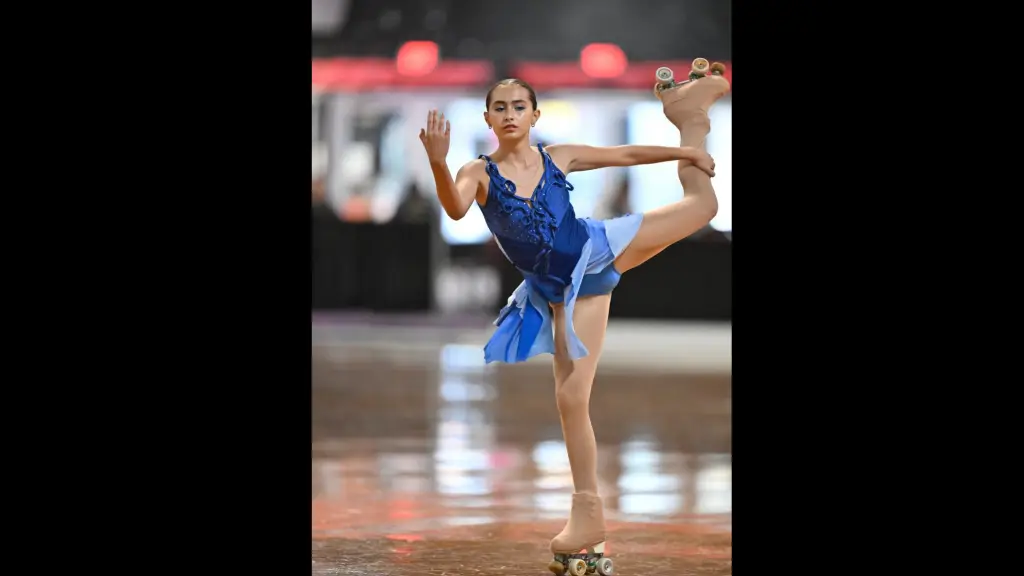 María Ignacia Martínez Quiroz, patinadora artística angelina de 14 años, en lo más alto en la Orlando American Cup 2026, La Tribuna