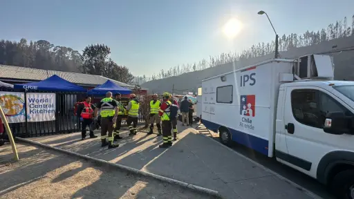 Gobierno en Terreno llega a Lirquén para apoyar a personas afectadas por incendios forestales