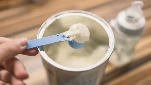 Minsal emite alerta sanitaria por posible contaminación con cereulida en fórmulas infantiles