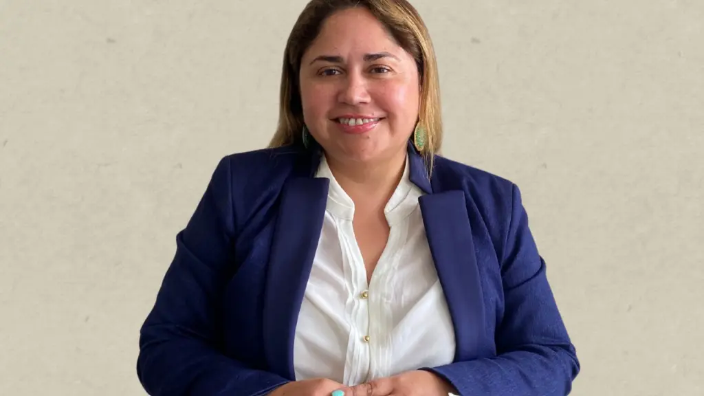 Carla Huerta, Cedida