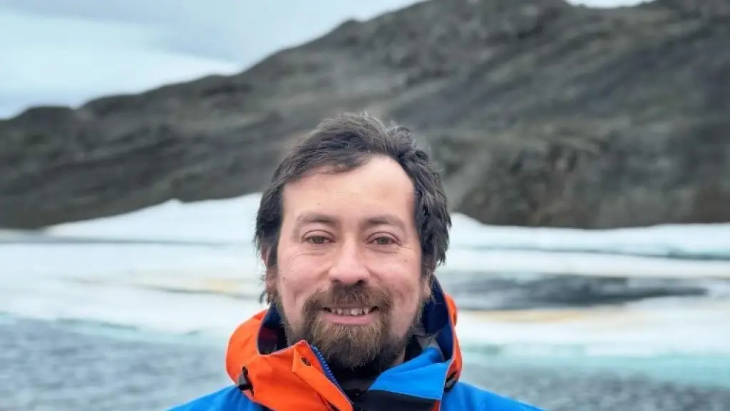 Hugo Benítez, Cedida