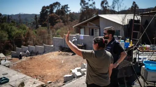 Presidente Boric supervisa en terreno instalación de viviendas de emergencia tras incendios en Biobío