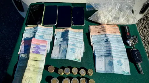 Sorprenden a tres personas con más de medio kilo de droga en Santa Bárbara