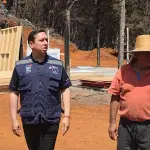 Entrega de viviendas a familias afectadas por incendios en Laja y Nacimiento., DPP Biobío