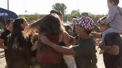 Tensión en Maipú: Inició desalojo del campamento Santa Marta en zona de riesgo con detenidos