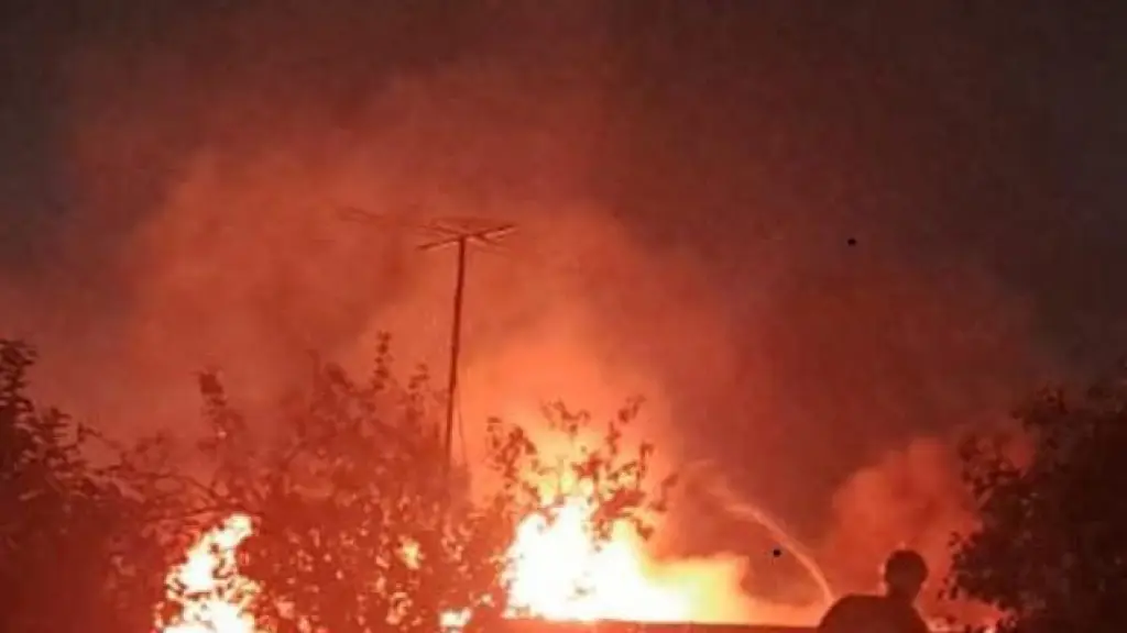 Un incendio destruyó el restaurant Pacific Blue esta madrugada en Los Ángeles, Cedida