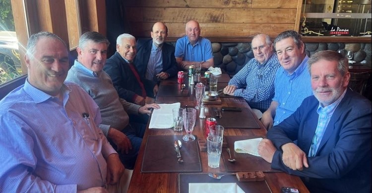 Dirigentes de asociaciones corraleras del sur del país se reunieron en Temuco para coordinar el Clasificatorio Zona Sur 2026 y proyectar el desarrollo del rodeo chileno / Cedida