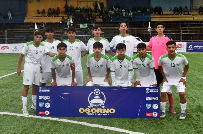 Los once de la Selección angelina en el estadio Rubén Marcos / Cedida