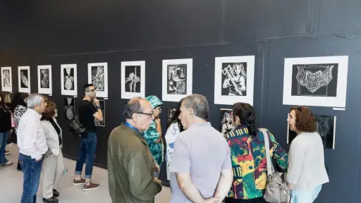 Grabado y memoria: colectivo Huellas Xilográficas inaugura muestra Desde la matriz en Los Ángeles