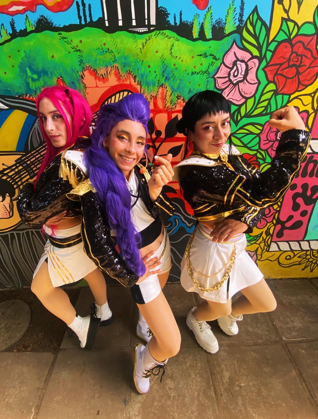 La versatilidad de Limonada Show como Las Guerreras del K pop / @limonada_shows