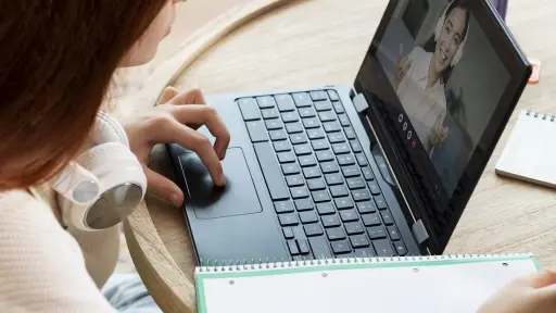 Sence reimpulsa el programa Gradúate e incorpora posibilidad de completar estudios básicos 