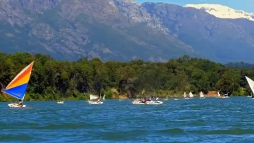 Evento pionero en Quilaco: actividades acuáticas para personas con discapacidad en playa Angostura