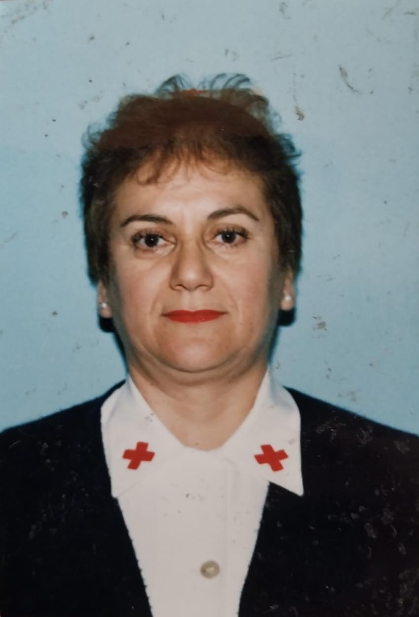 Juana Gutiérrez Parra fue fundadora y primera presidenta de la filial local de la Cruz Roja, además de reconocida peluquera en la comuna de Cabrero. / Cruz Roja Monte Aguila