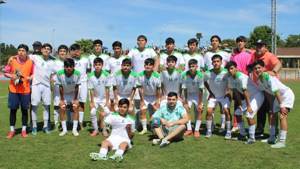La selección sub-15 de la ANFA Biobío-Los Ángeles se prepara para representar a la región del Biobío en el Campeonato Nacional de Primera Infantil en Osorno, La Tribuna