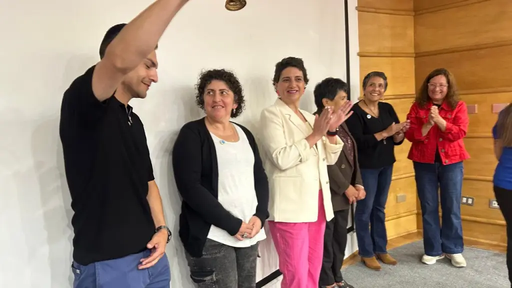 Ceremonia para pacientes dados de alta tras finalizar su tratamiento de quimioterapia. | Andes Salud