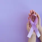 El desarrollo del cáncer puede estar relacionado con múltiples factores, algunos modificables en el tiempo, cambiando el estilo de vida y tomando conciencia del autocuidado.
