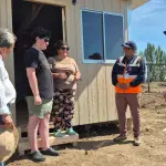 Entrega de viviendas de emergencia en Laja, Municipalidad de Laja