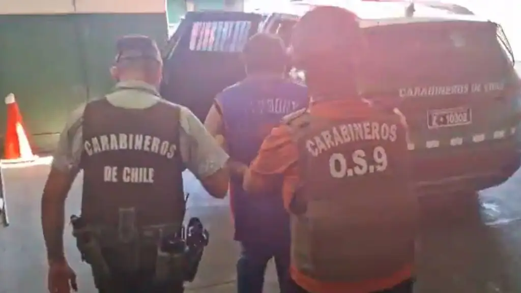 Detienen a artista urbano por presunta violación de tres menores de edad, Carabineros de Tarapacá