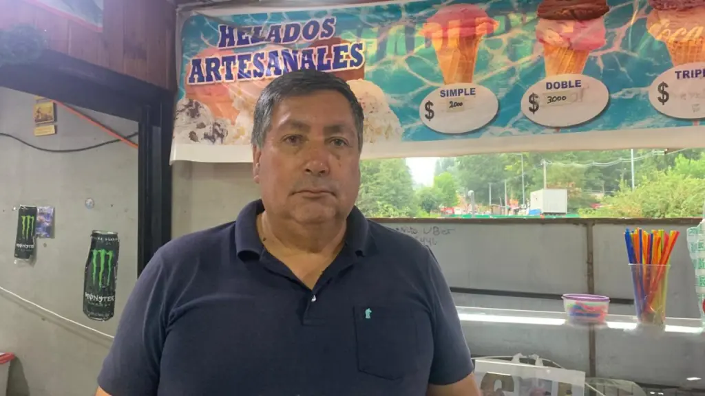 Luis Arroyo, presidente de la Asociación Gremial Artesanal, advirtió que el tramo fuerte del verano no logró sostener las ventas del sector., Nicolás Maureira | La Tribuna