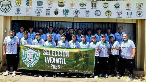 Con la ilusión intacta: la selección infantil angelina inicia su viaje a Osorno