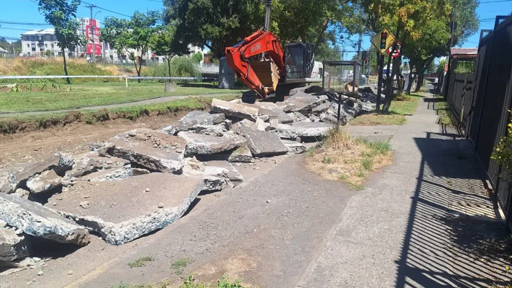 Se iniciaron los trabajos de repavimentación de Costanera Quilque entre Marconi y Queulat en villa Parques Nacionales de Los Ángeles, JJ.VV Villa Parques Nacionales 