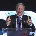 Aseguró que su equipo revisa el escenario internacional y enfatizó que la prioridad será enfrentar la compleja situación fiscal., contexto