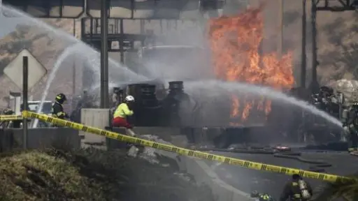 Conductores de camiones de Biobío acusan débil fiscalización al transporte de cargas peligrosas