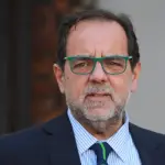 Mulet también apuntó a lo que calificó como una inconsistencia con el discurso inicial del Gobierno., Aton