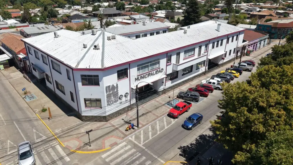 Mulchén se adjudica más de  millones del Consejo Regional de Biobío para maquinaria, vehículos y refugios peatonales, referencial