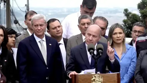 Ministro de Hacienda detalla medidas económicas del Proyecto de Ley de Reconstrucción Nacional