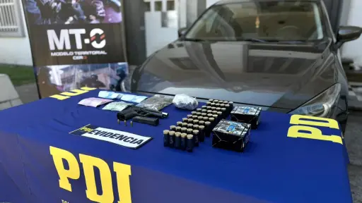 Desbaratan punto de venta de droga que operaba en un lavado de autos en Santa Bárbara