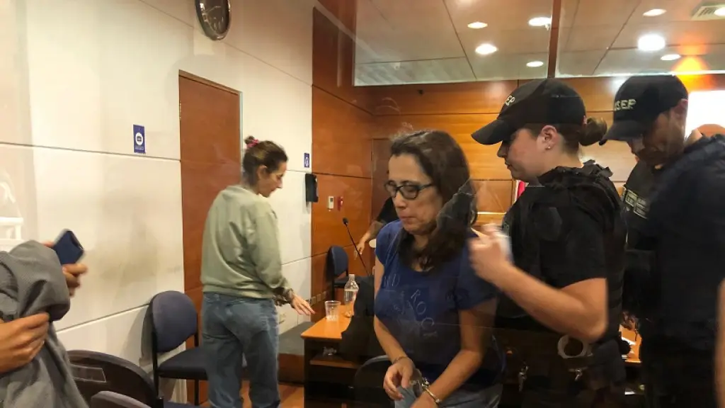 Juzgado de Garantía decreta prisión preventiva para abogadas Susana Cortés y Andrea Romero por asociación criminal y prevaricación, La Tribuna