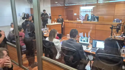 Accedieron ilegalmente más de 400 veces al sistema judicial: Cómo funcionaba la red que vendía información a narcos en Los Ángeles