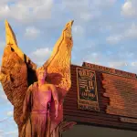 Con estatua del ángel Gabriel: Mulchén inaugura renovado acceso del Cementerio Municipal, Municipalidad de Mulchén