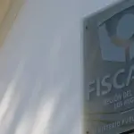 Tres abogados y un funcionario judicial fueron detenidos en Los Ángeles en el marco de una investigación por presuntos delitos de corrupción vinculados al sistema de justicia penal., AGENCIA UNO