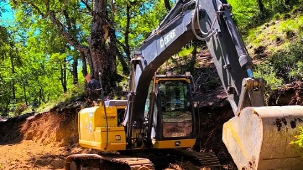 Con personal y maquinaria municipal se repararon varios caminos en Alto Biobío., Municipalidad de Alto Biobío