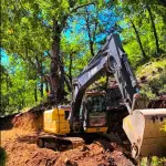 Con personal y maquinaria municipal se repararon varios caminos en Alto Biobío., Municipalidad de Alto Biobío