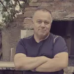 Entre música, fútbol y recuerdos: Los Ángeles despidió a Manuel Garrido tras explosión en Renca, Diario La Tribuna