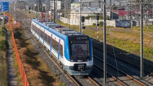 Atropello en Coronel: peatón muere tras ser alcanzado por el Biotrén