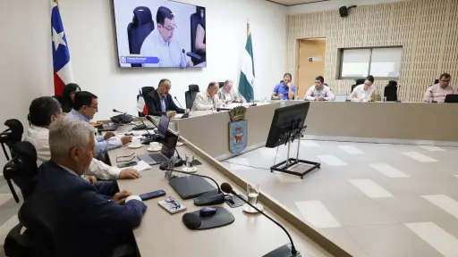 Concejo municipal aprueba fondos para mejoras en alcantarillado y educación en Los Ángeles