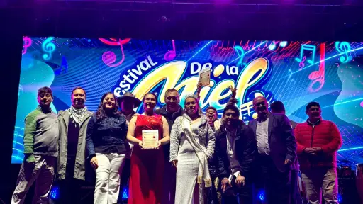 Representante de Los Ángeles obtuvo el tercer puesto en el 49° Festival de la Miel