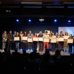 La ceremonia incluyó la entrega de diplomas y una fotografía oficial que marcó el cierre de esta etapa para los participantes., Corporación Cultural Municipal de Los Ángeles