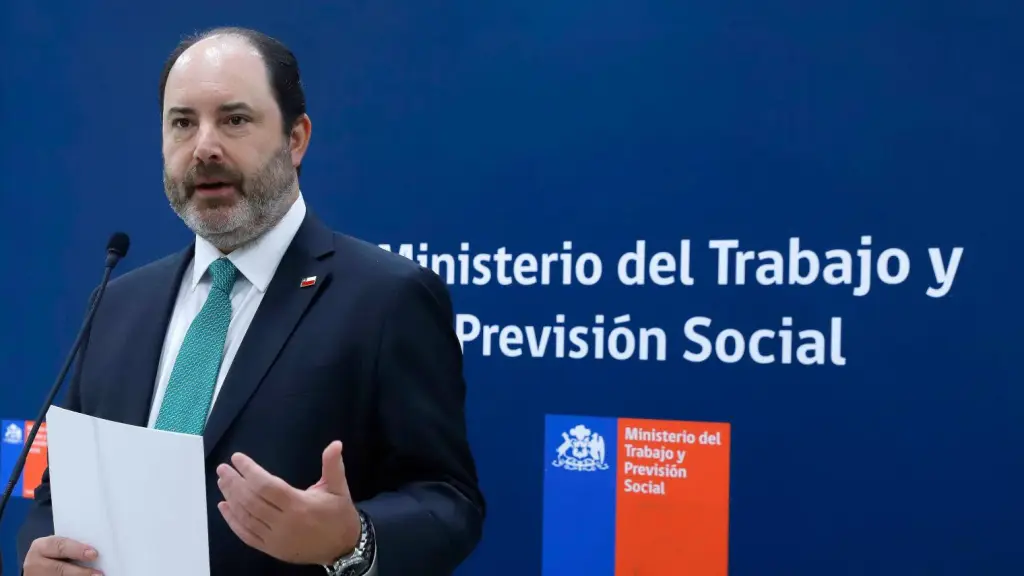 Ministro del Trabajo Tomás Rau anunció subsidio al empleo formal, referencial