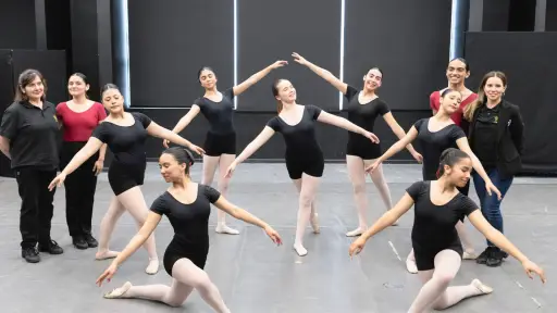 Egreso en escena: diez bailarinas cierran su formación con obra inspirada en Vivaldi en Los Ángeles