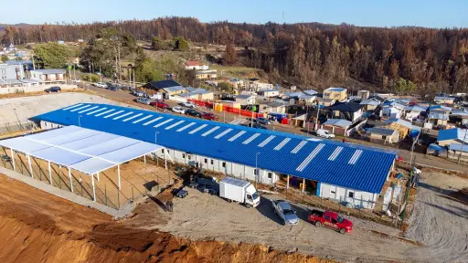 Escuela modular en Punta de Parra abre sus puertas a 67 días de incendios que devastaron la zona centro-sur